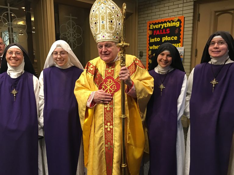 Cardinal Burke in Cincinnati for the CHI Mass